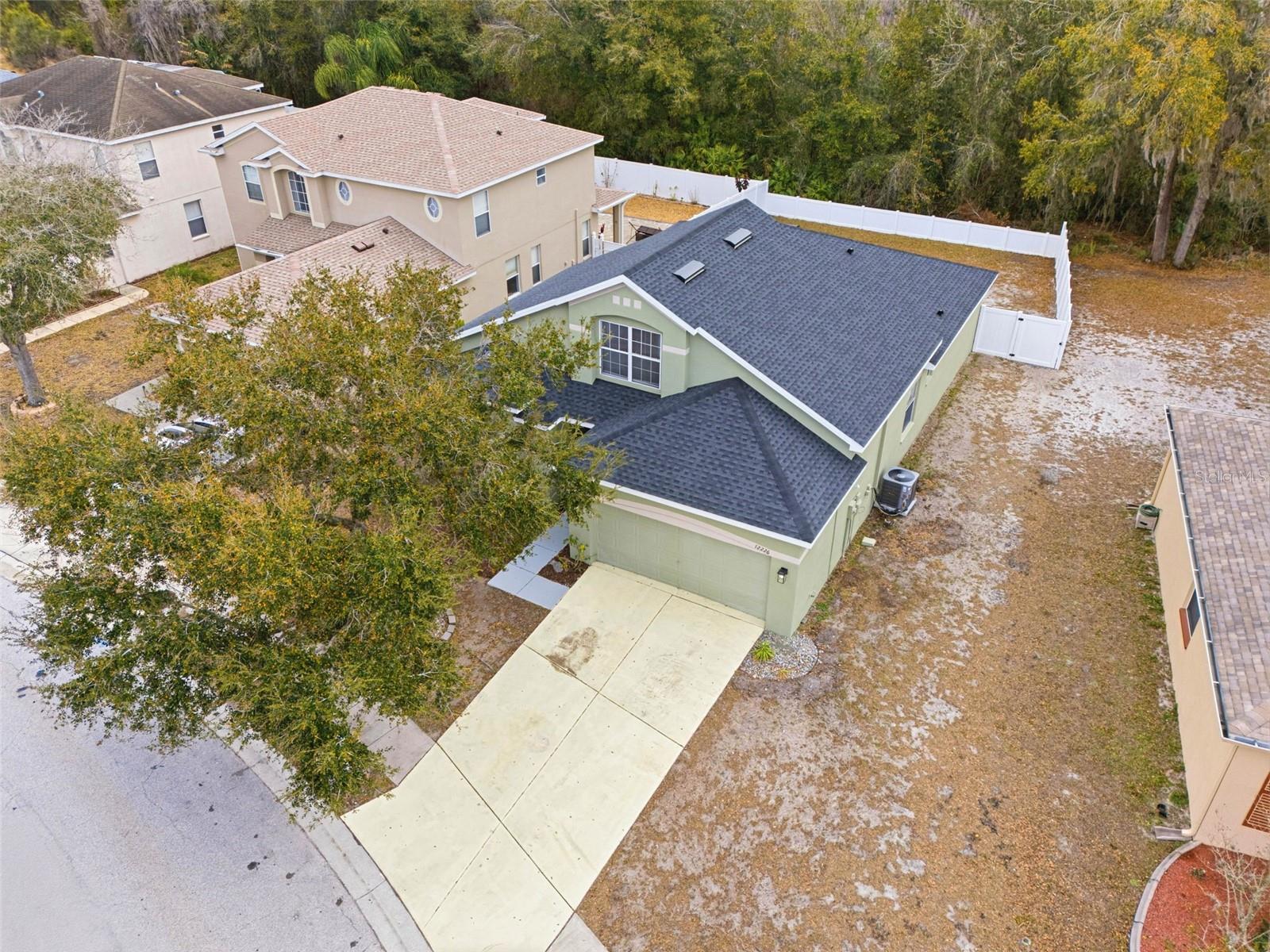 Listing photo id 59 for 12226 Ridgedale Drive