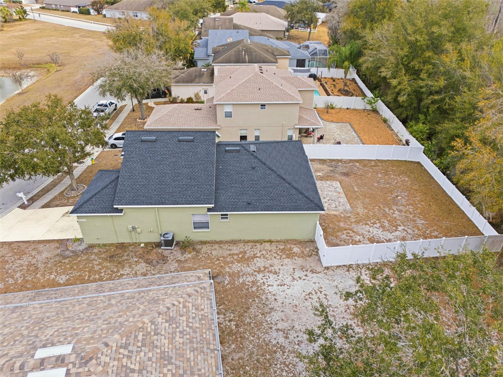 Listing photo id 60 for 12226 Ridgedale Drive