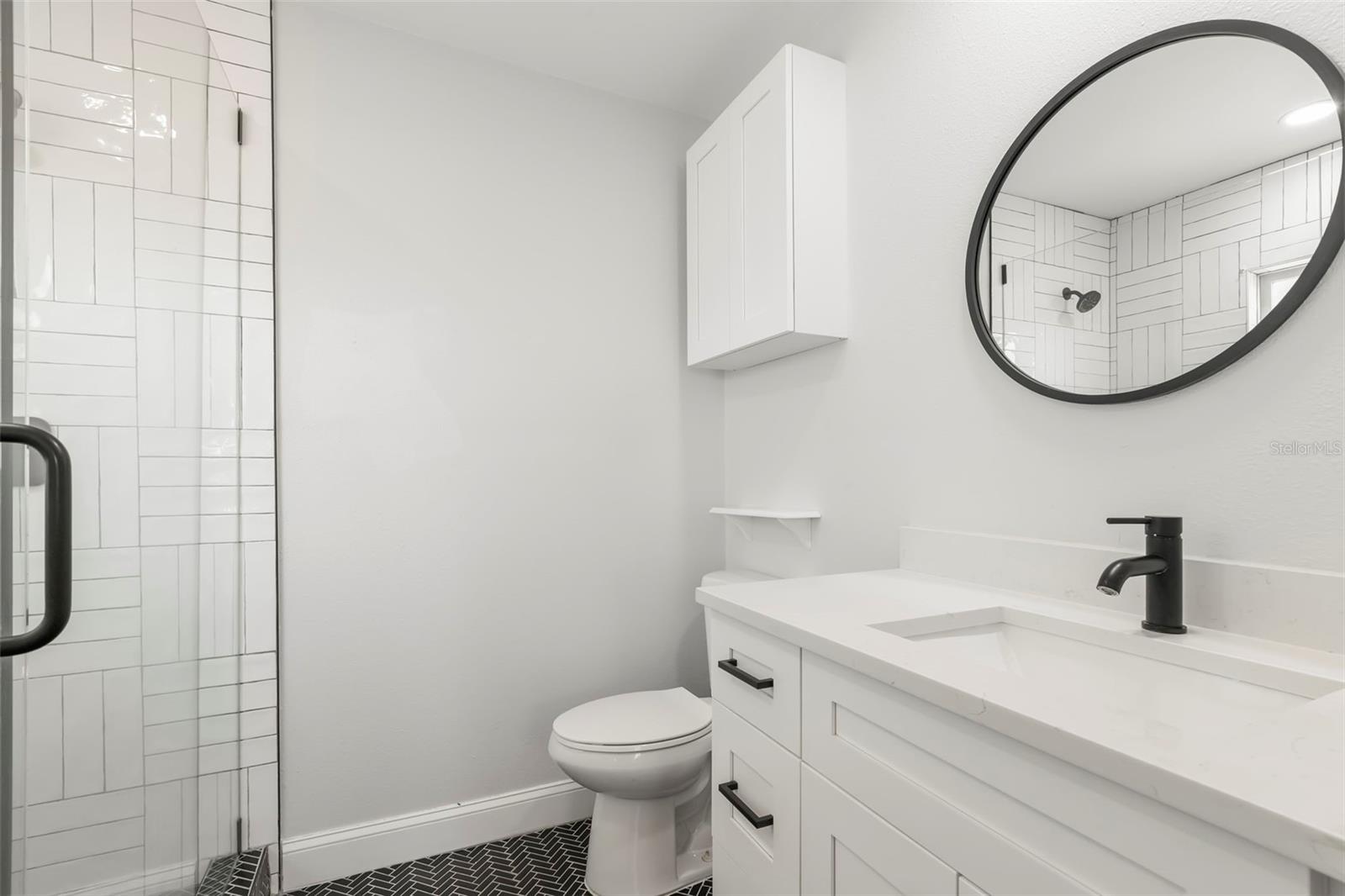 Image 20 of 27 For 5590 Highland Street S