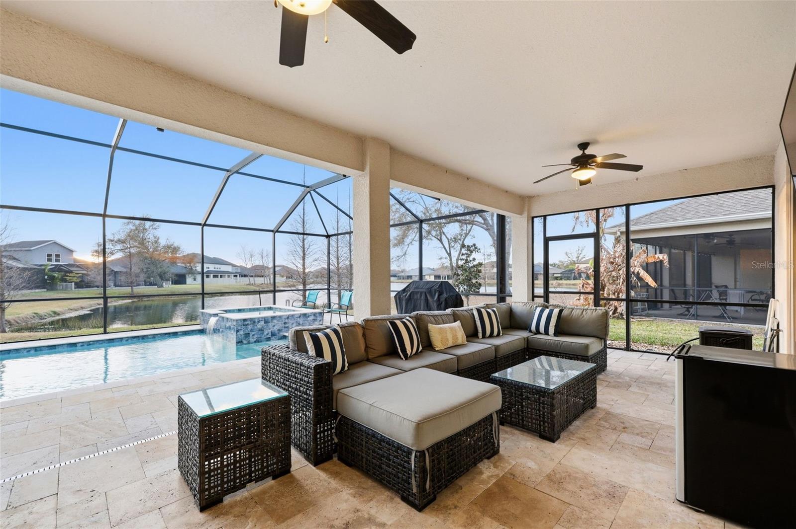 Image 18 of 54 For 5411 Camberwell Lane