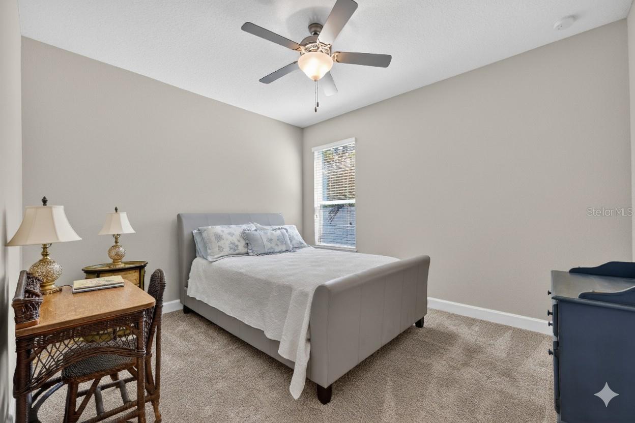 Image 36 of 54 For 5411 Camberwell Lane