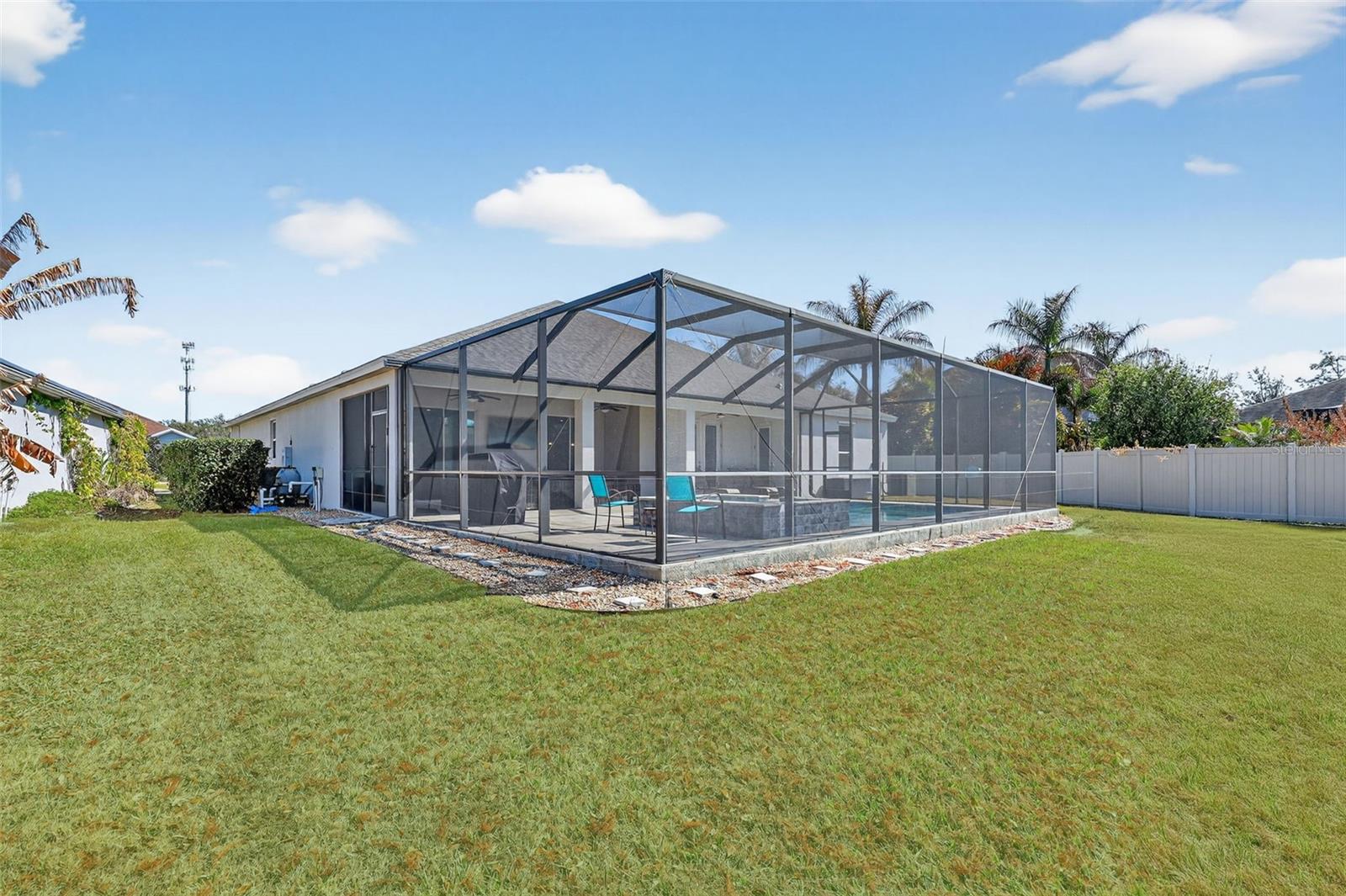 Image 41 of 54 For 5411 Camberwell Lane