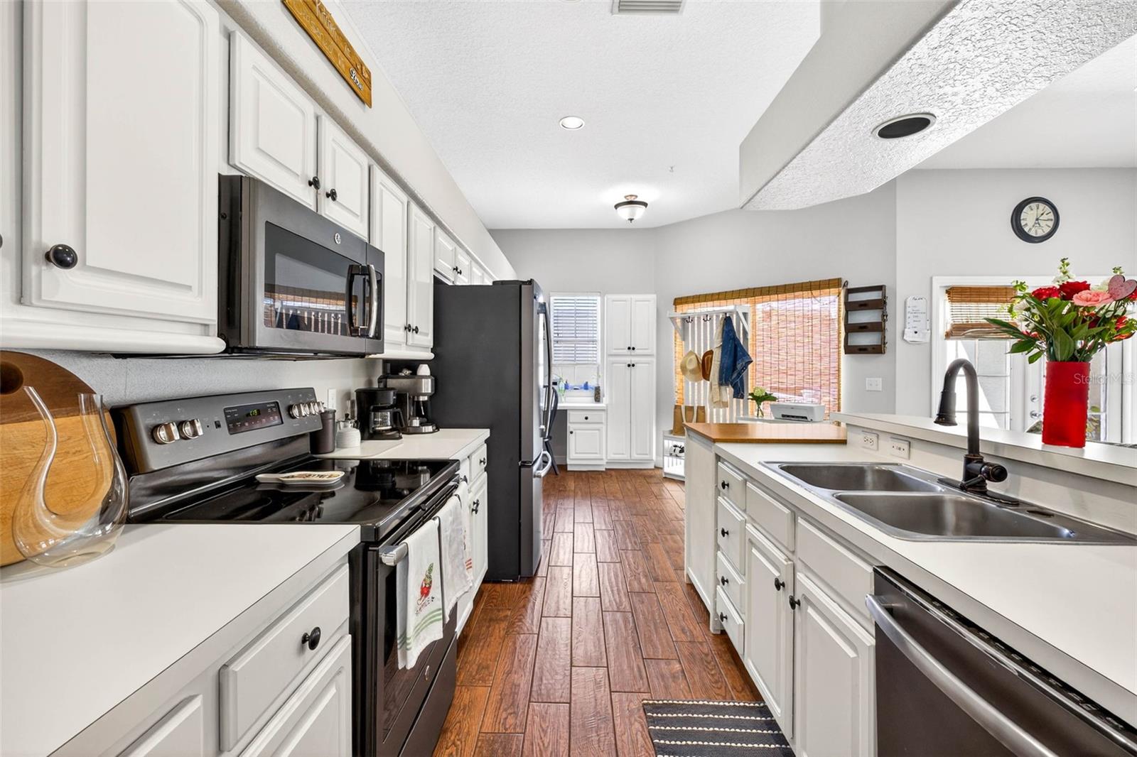 Image 18 of 54 For 238 Columbia Drive