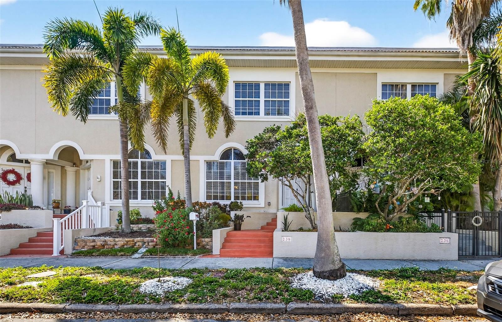 Image 2 of 54 For 238 Columbia Drive