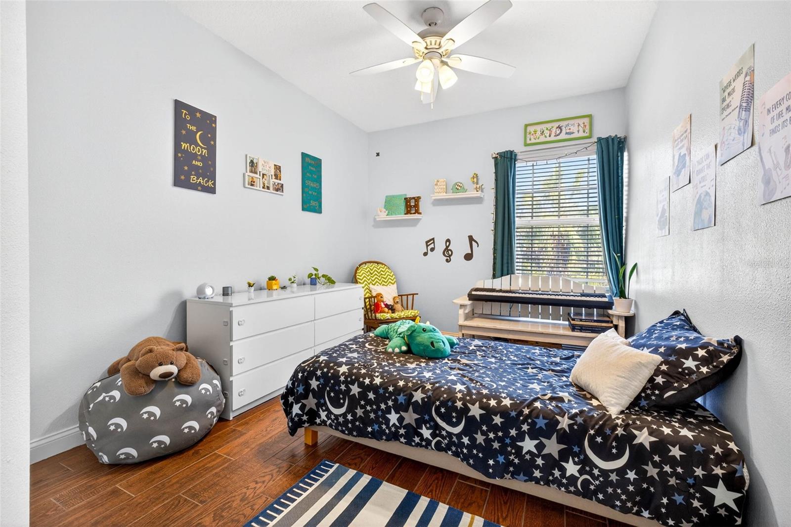 Image 35 of 54 For 238 Columbia Drive