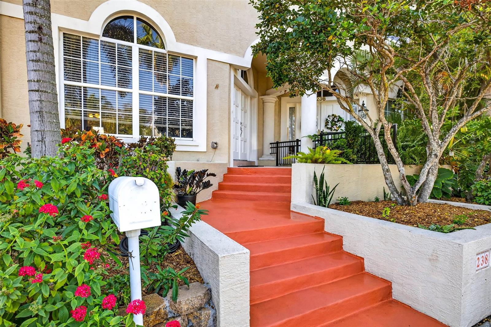 Image 4 of 54 For 238 Columbia Drive