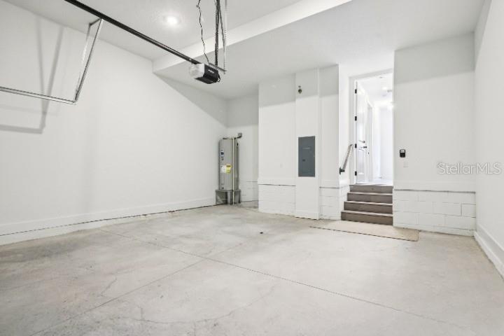 Image 31 of 39 For 15315 Hamlin Park Drive