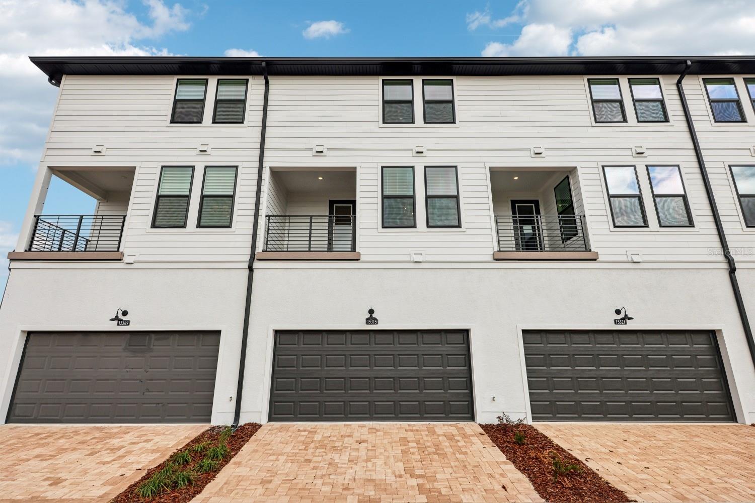 Image 36 of 39 For 15315 Hamlin Park Drive