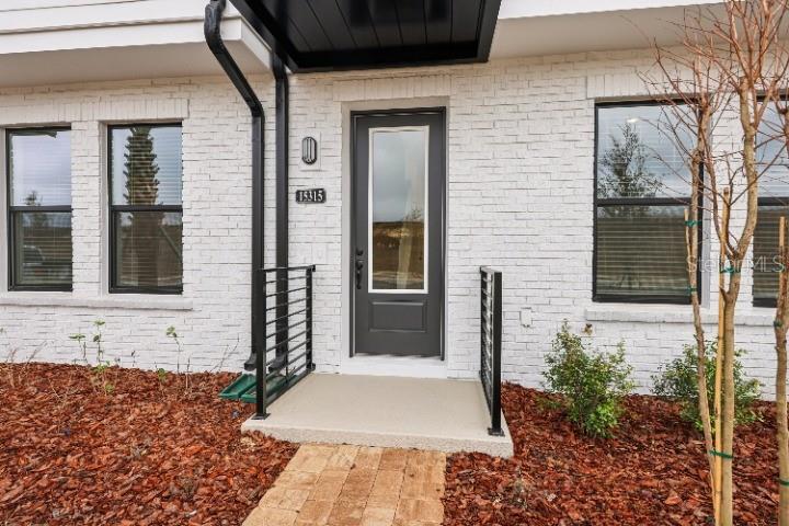 Image 4 of 39 For 15315 Hamlin Park Drive