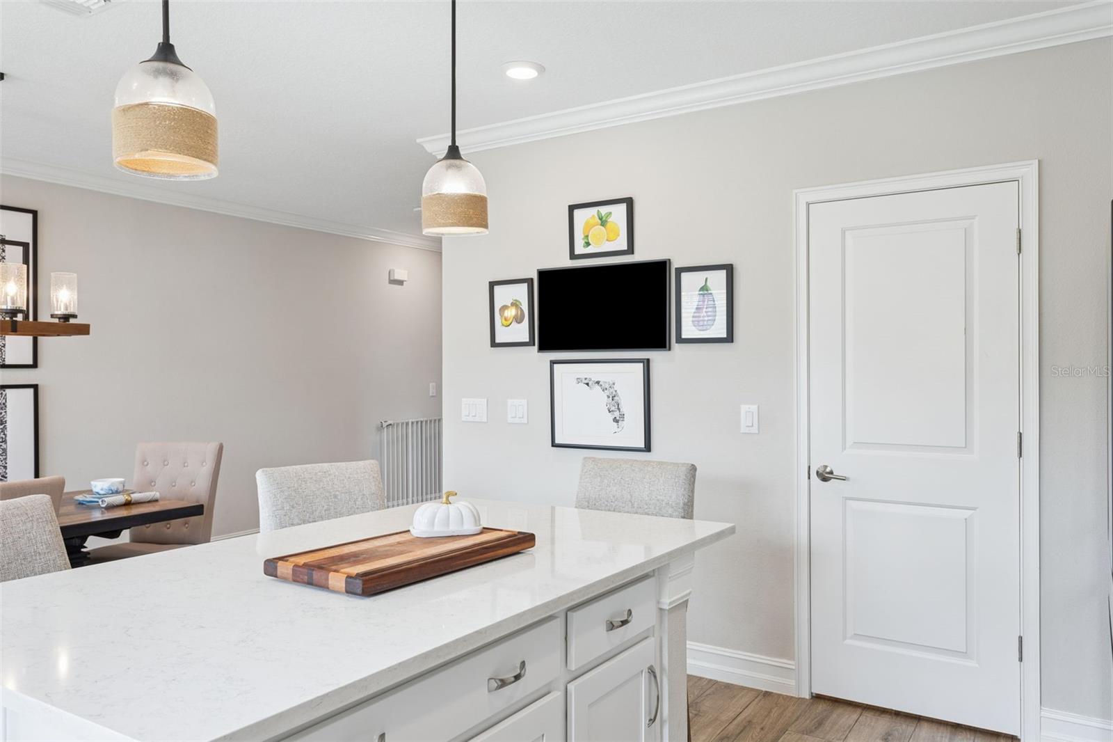 Image 13 of 42 For 5351 Bridge Street 24