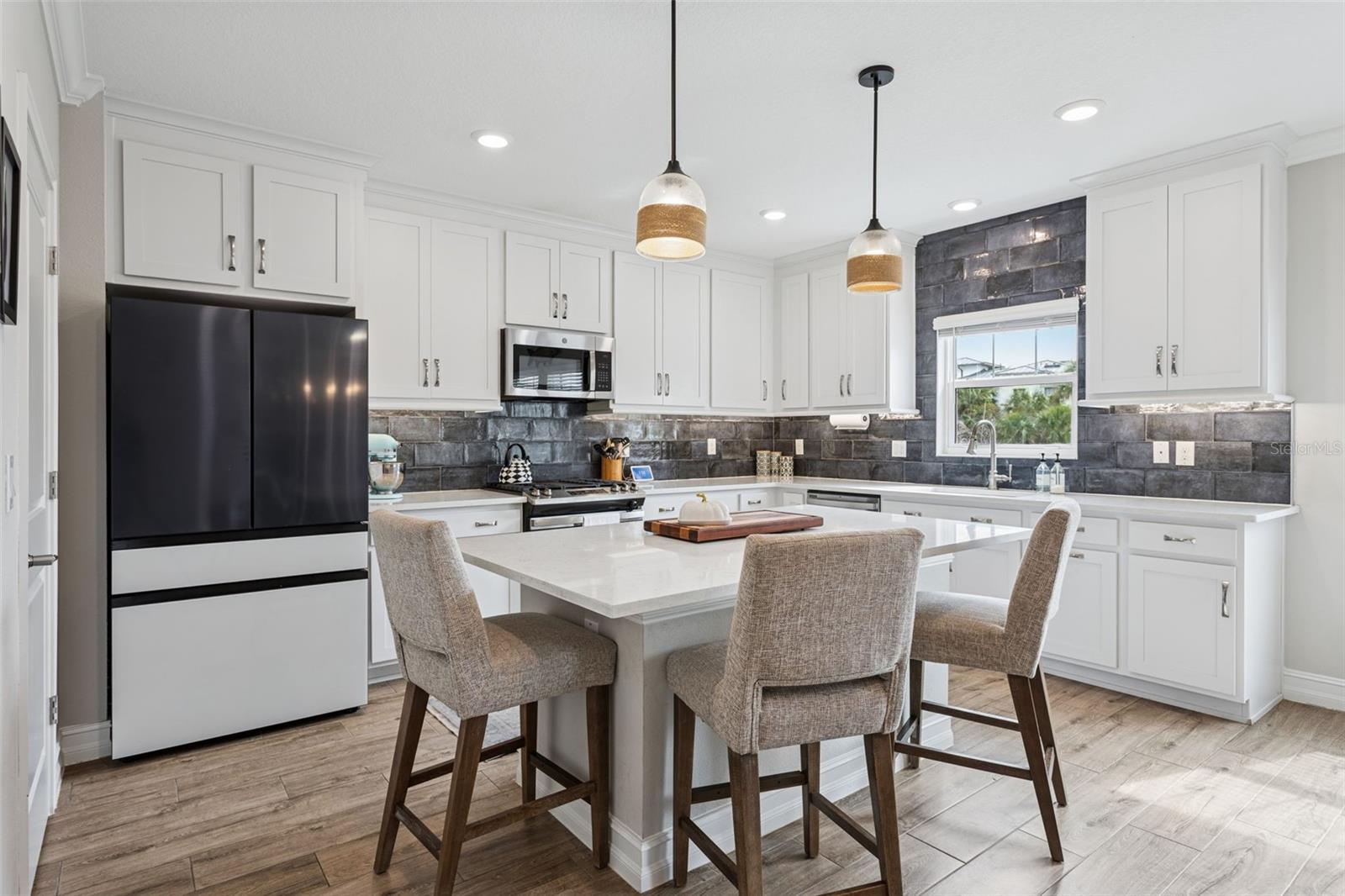 Image 15 of 42 For 5351 Bridge Street 24