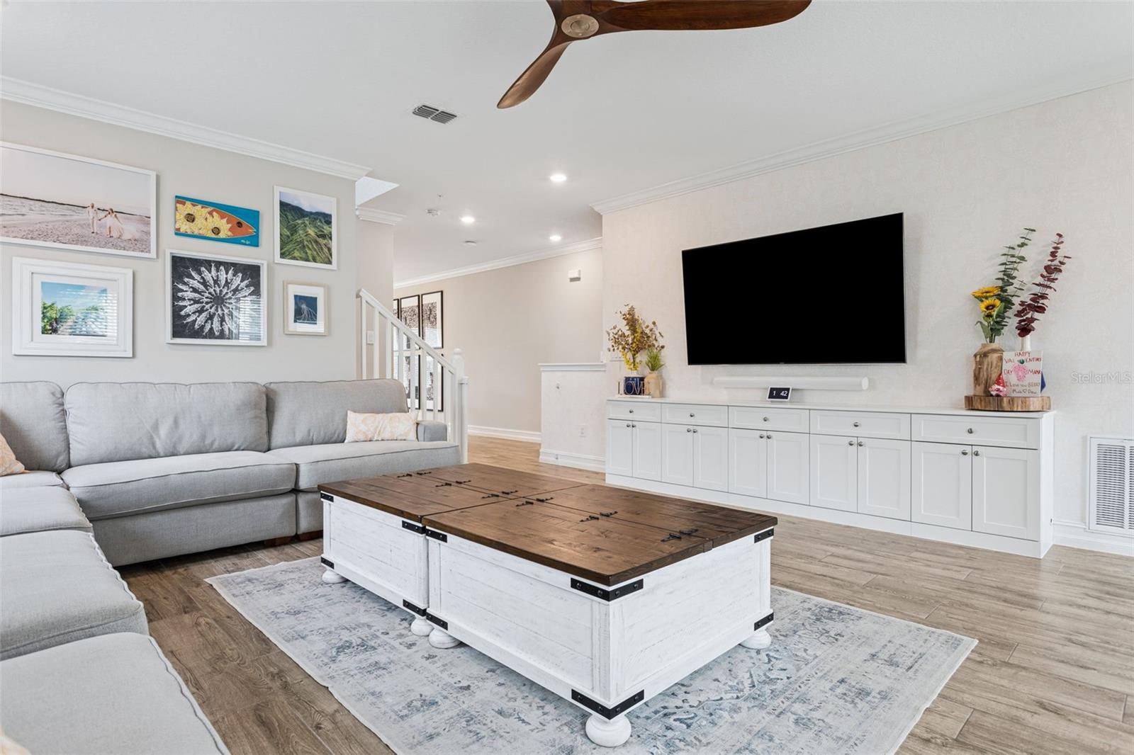 Image 20 of 42 For 5351 Bridge Street 24