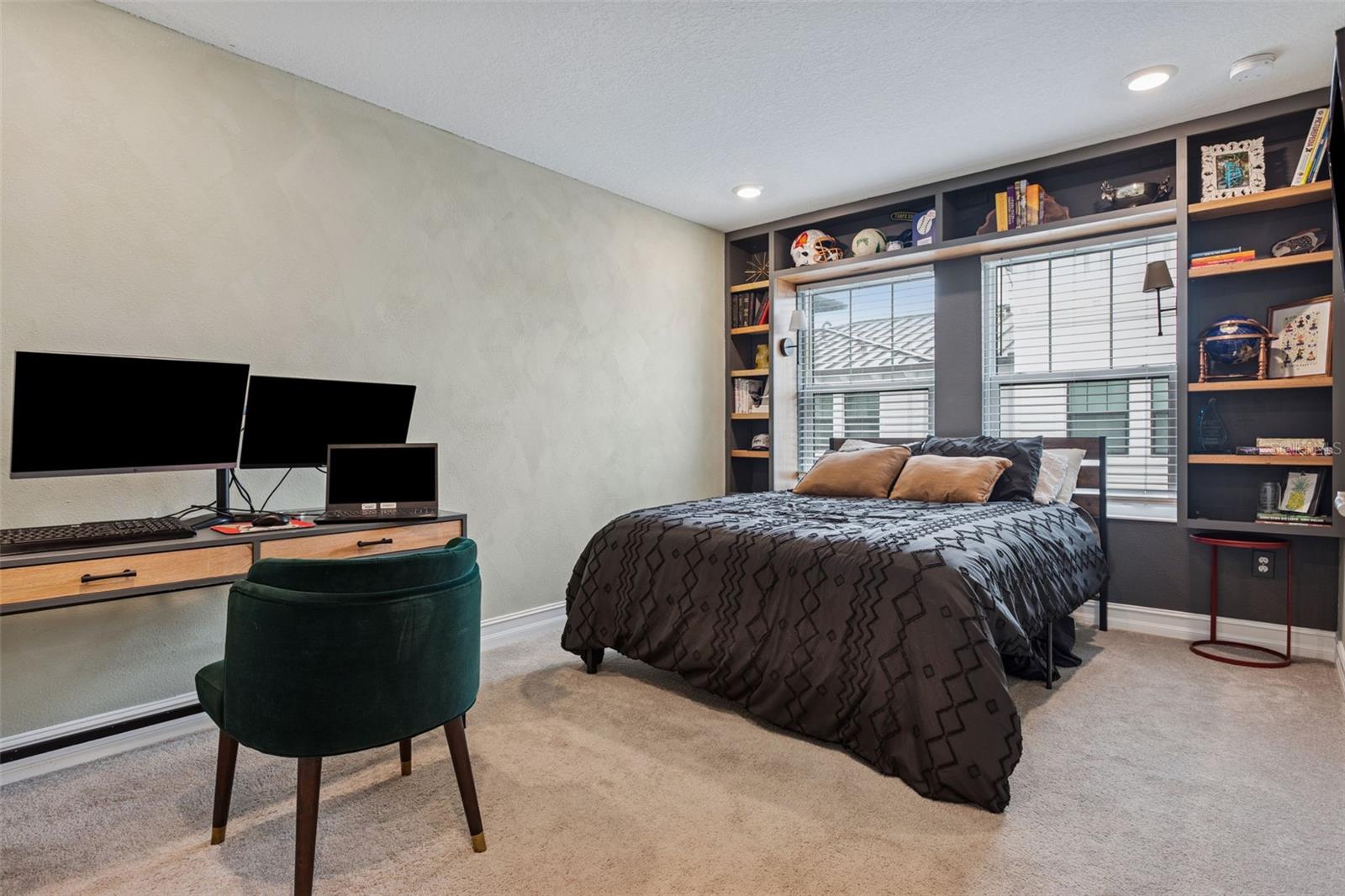 Image 24 of 42 For 5351 Bridge Street 24