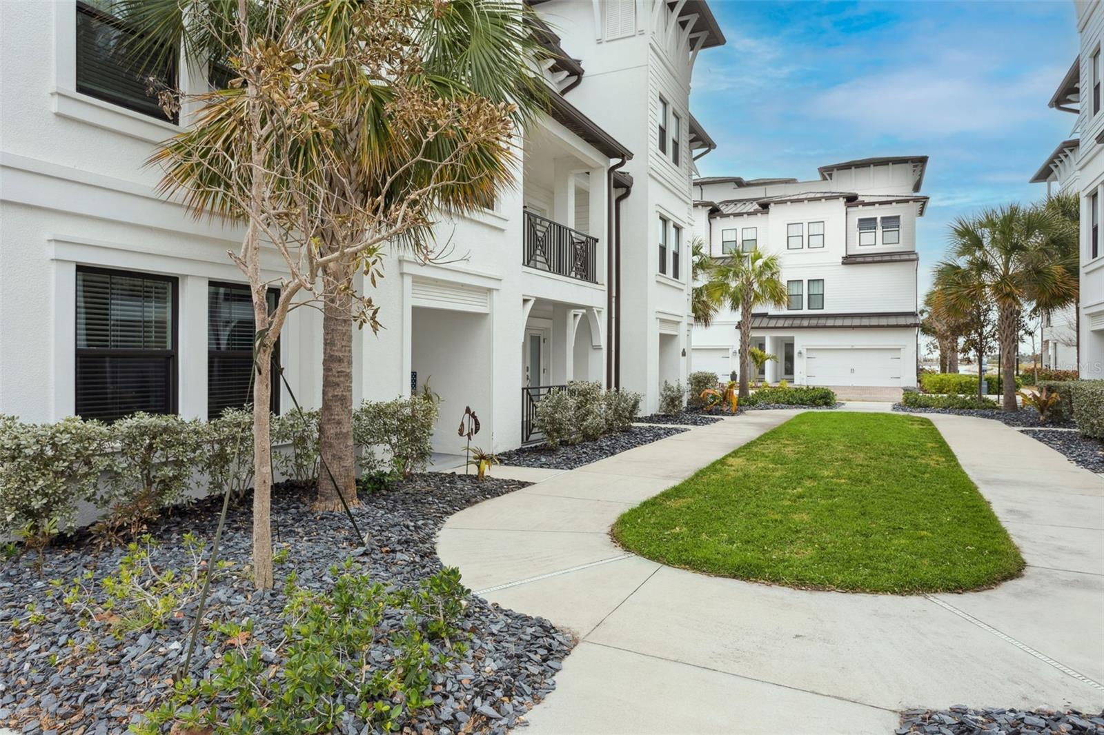 Image 3 of 42 For 5351 Bridge Street 24