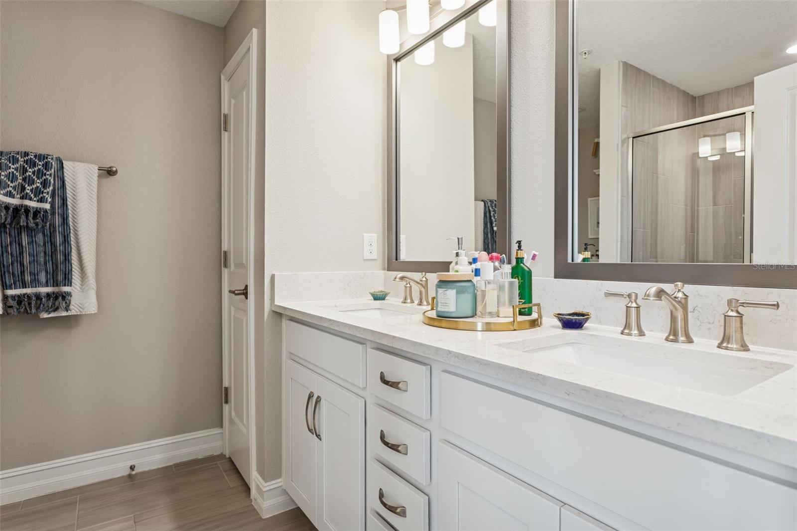 Image 30 of 42 For 5351 Bridge Street 24