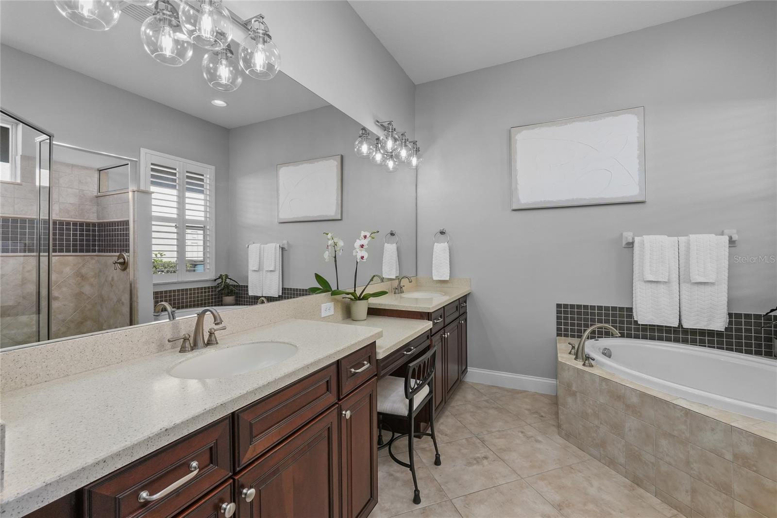 Image 22 of 46 For 2838 Sunny Ledge Court