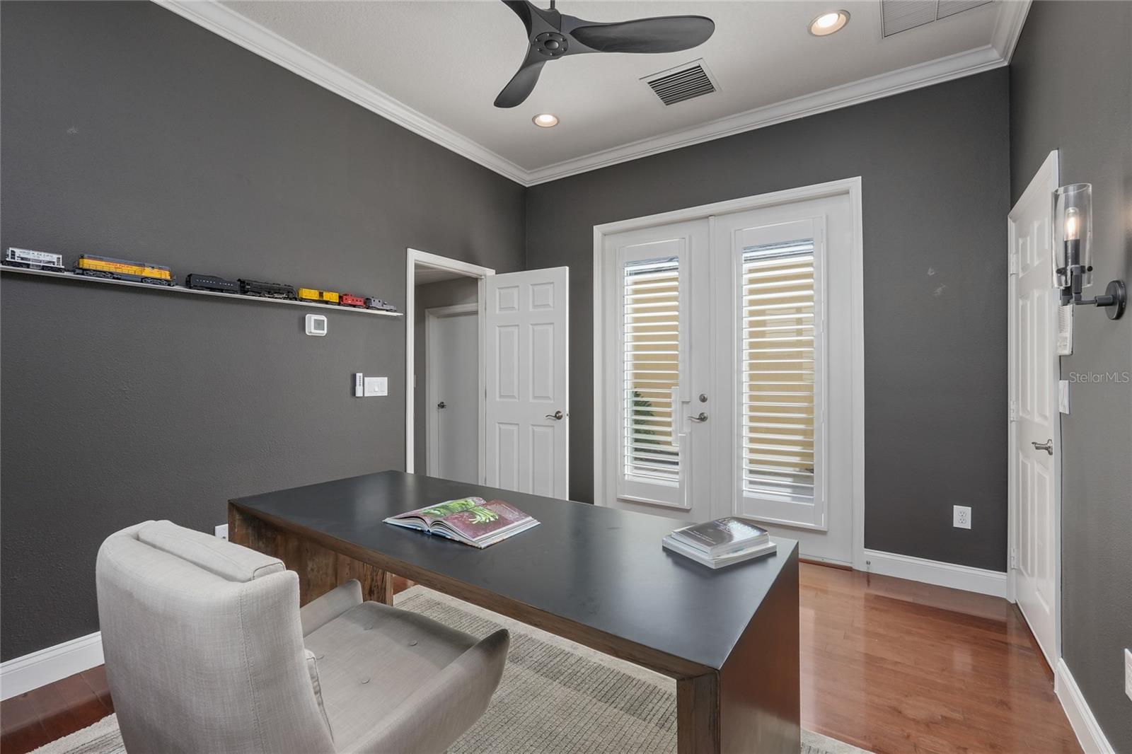 Image 25 of 46 For 2838 Sunny Ledge Court