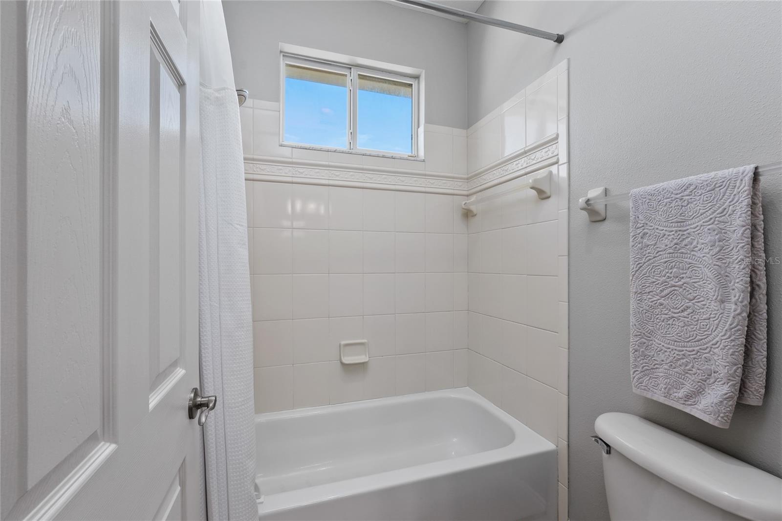 Image 32 of 46 For 2838 Sunny Ledge Court