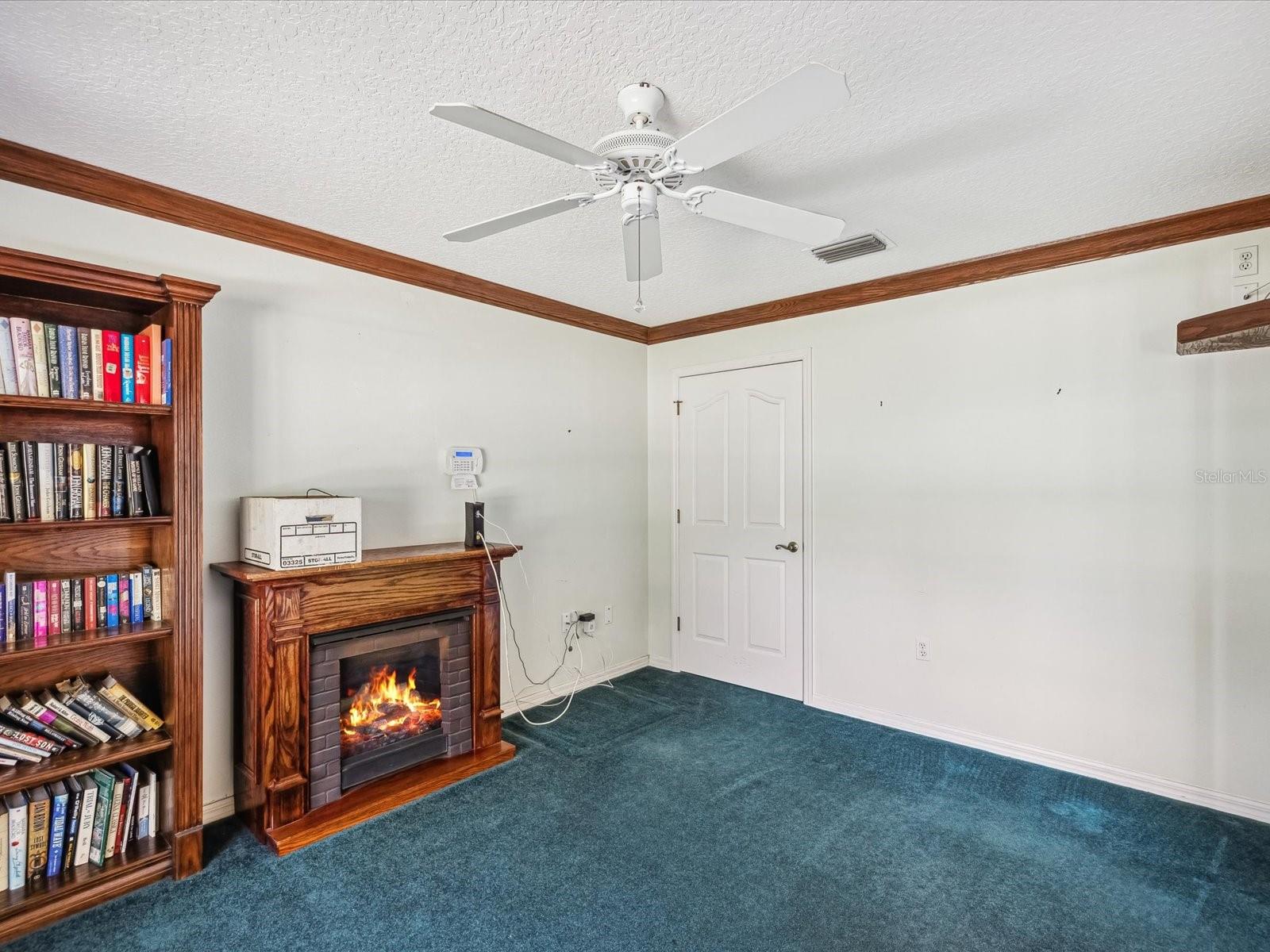 Image 9 of 19 For 15420 Aubrey Avenue