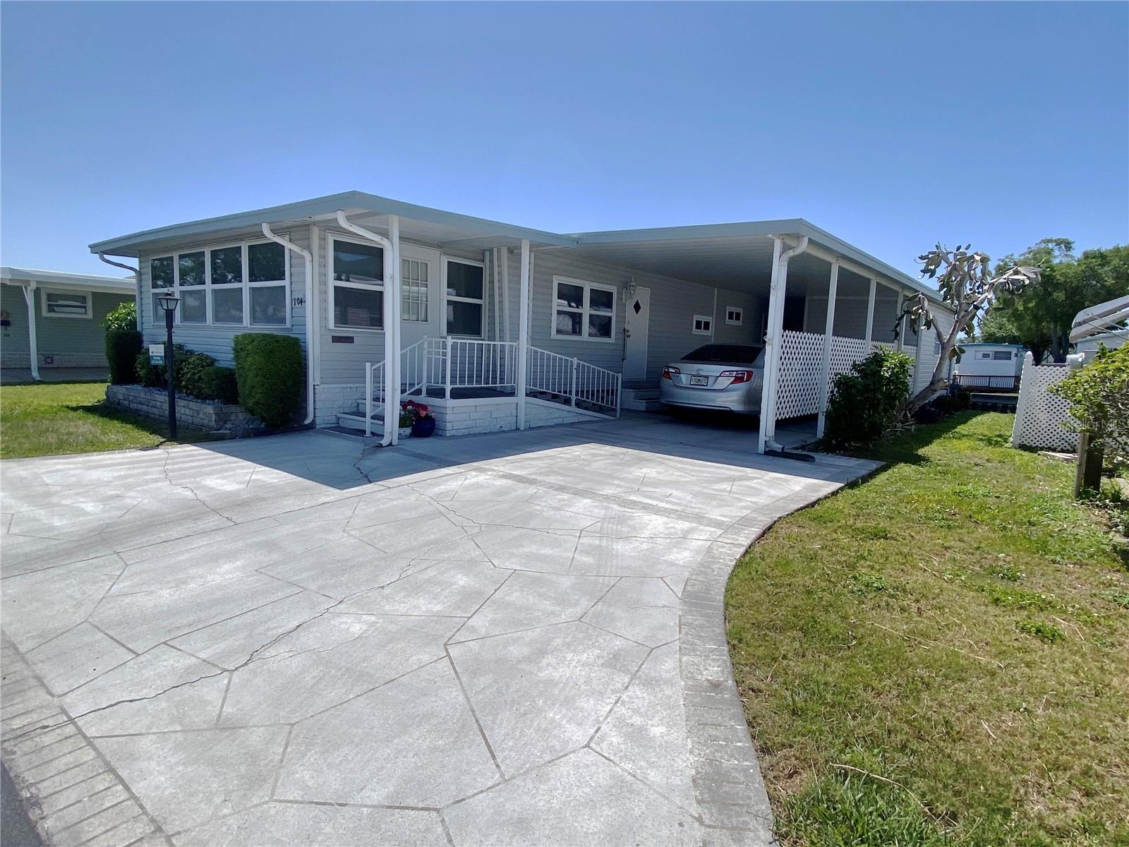 Image 2 of 18 For 104 Americana Court Ne 207