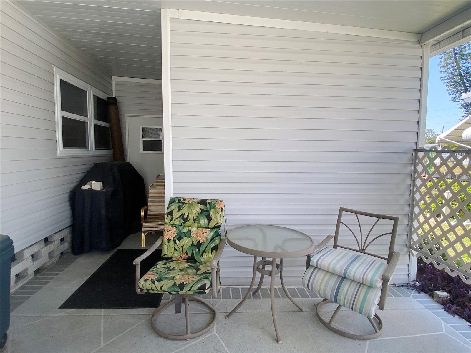 Image 5 of 18 For 104 Americana Court Ne 207