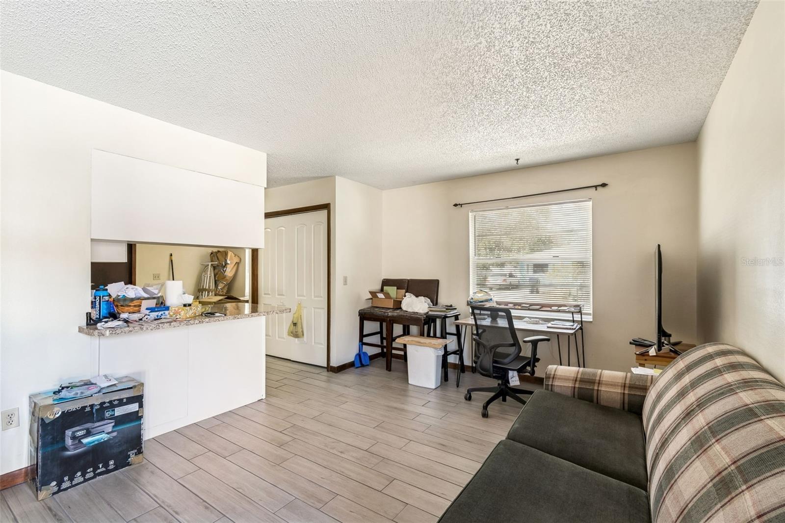 Image 5 of 15 For 6404 Adelia Avenue