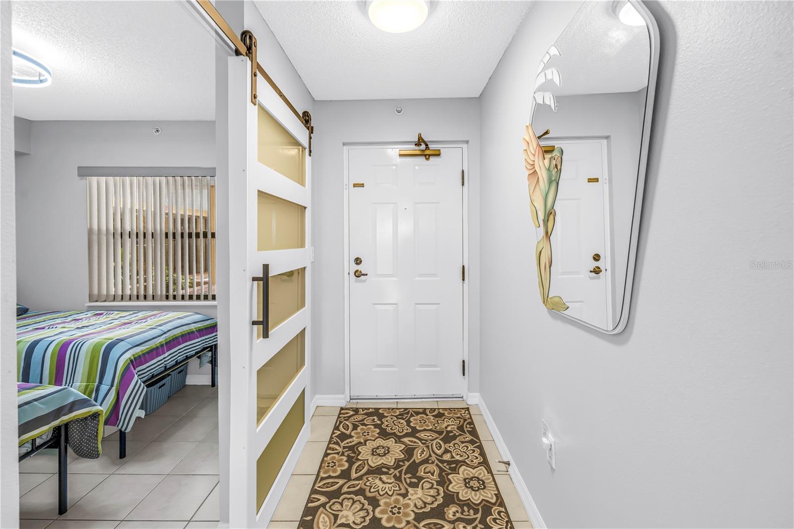 Image 27 of 47 For 6650 Sunset Way 105