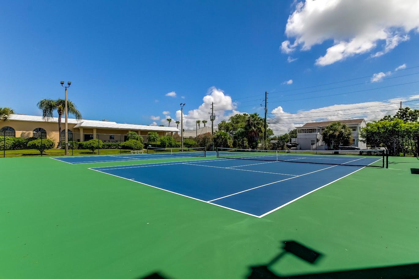 Image 44 of 47 For 6650 Sunset Way 105