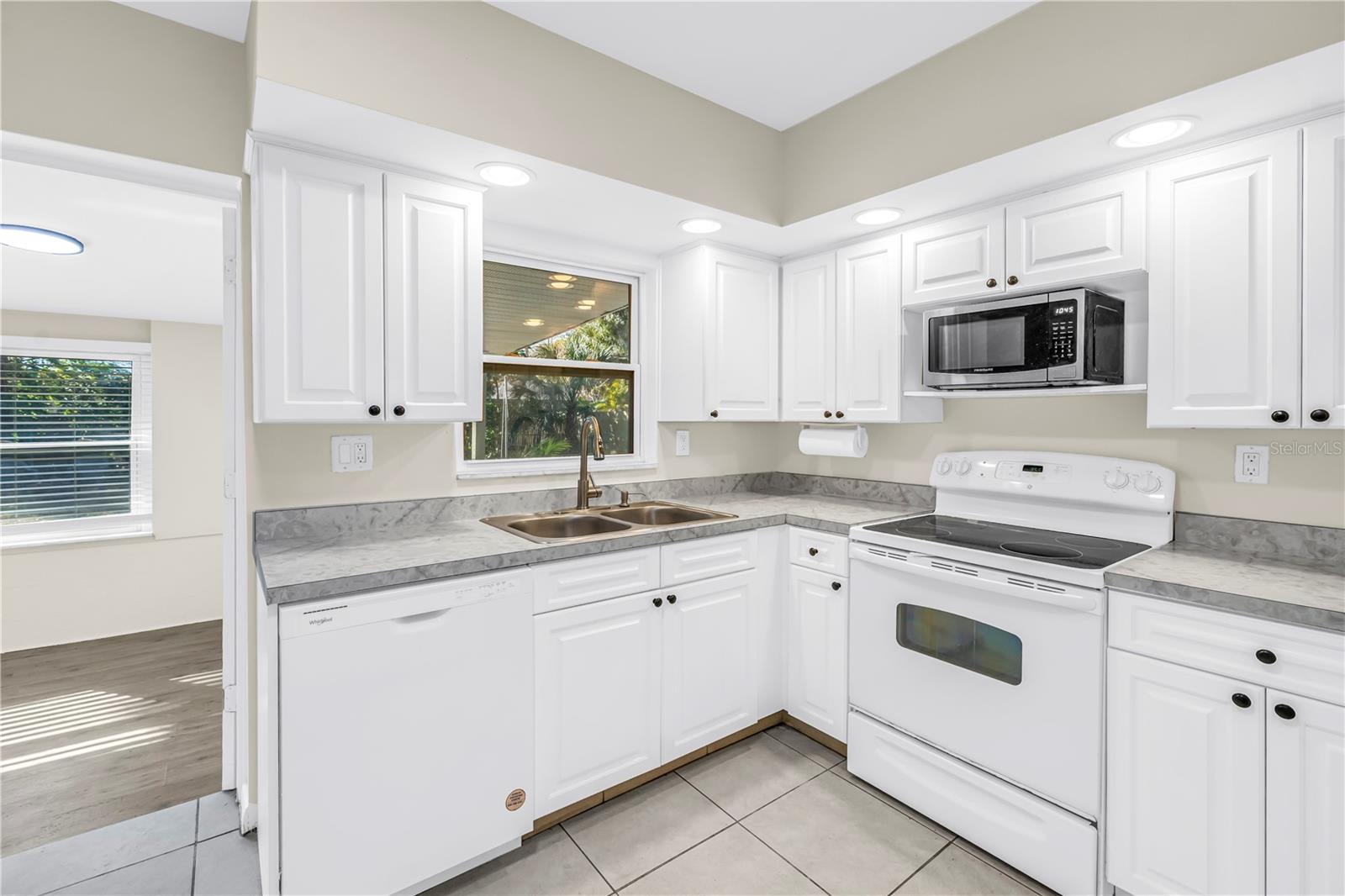 Image 8 of 20 For 8972 79th Avenue