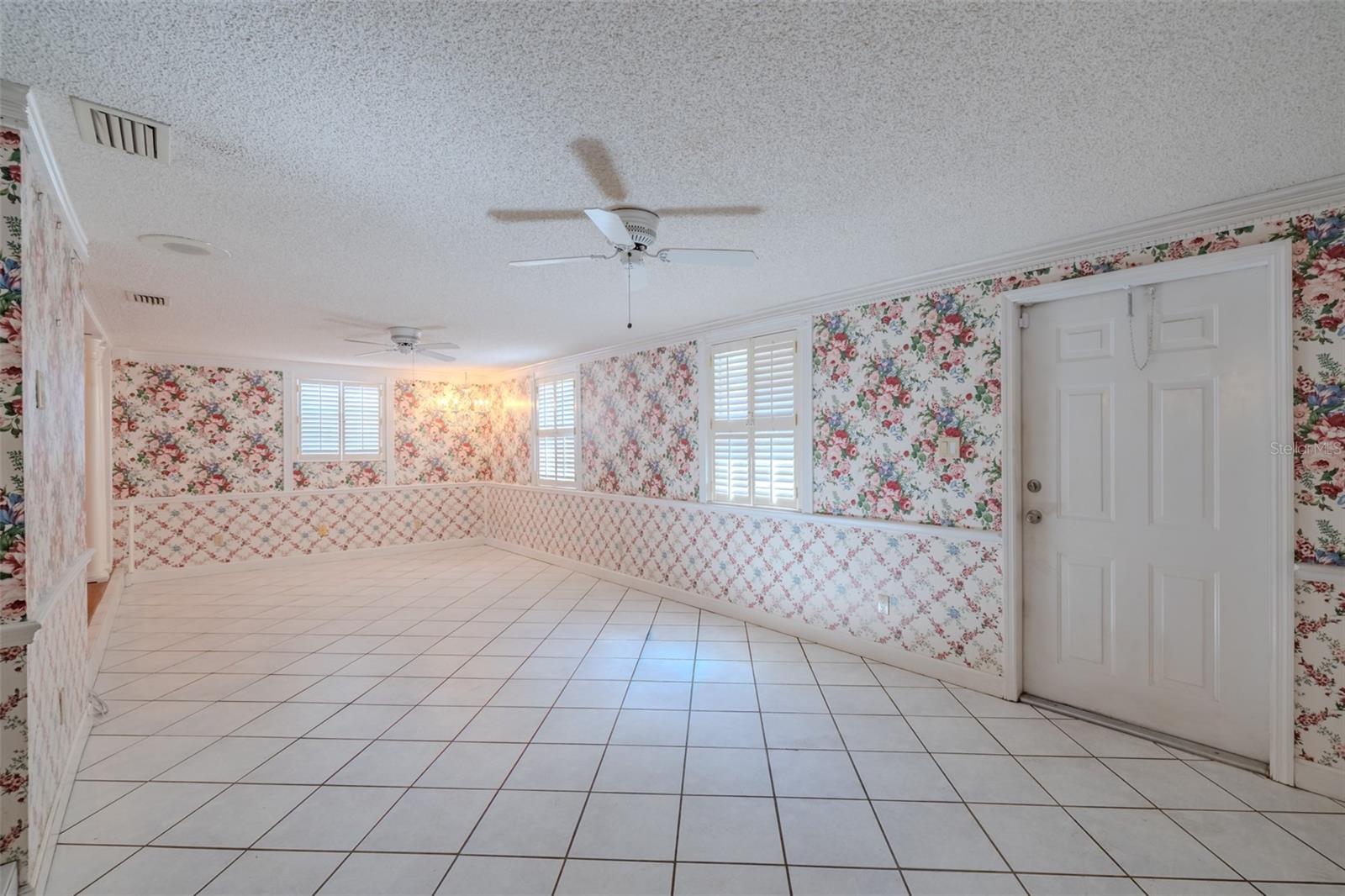 Image 17 of 62 For 1109 Orangewalk Drive