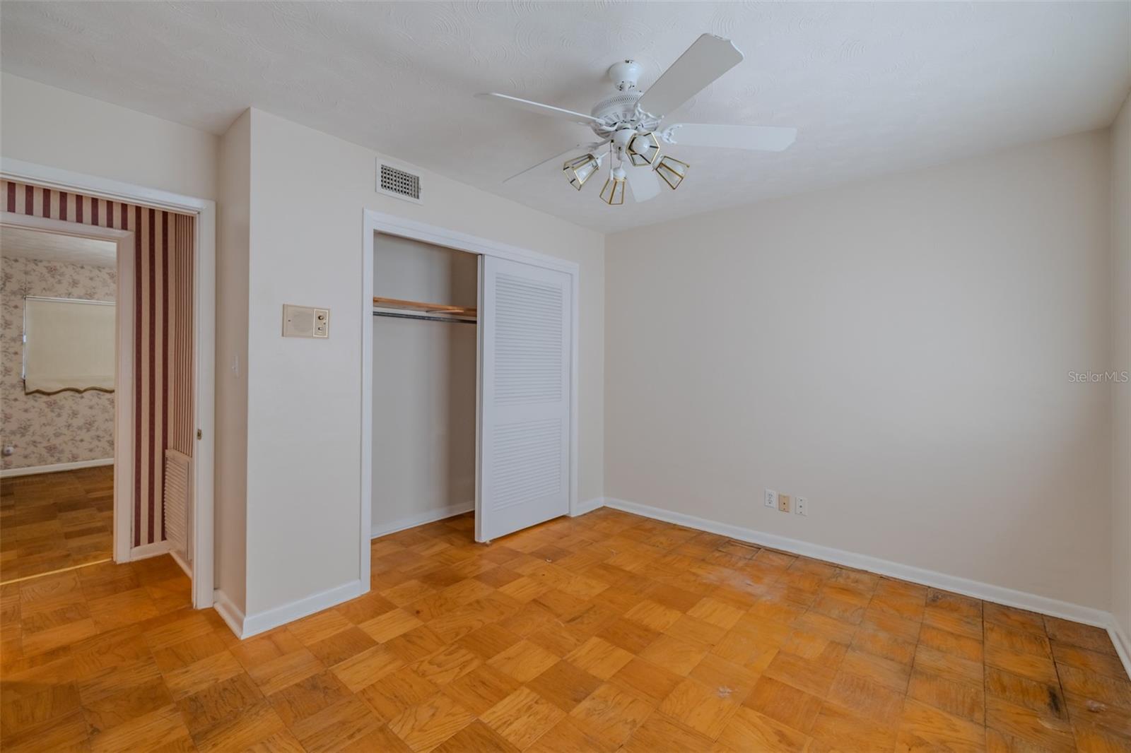 Image 21 of 62 For 1109 Orangewalk Drive