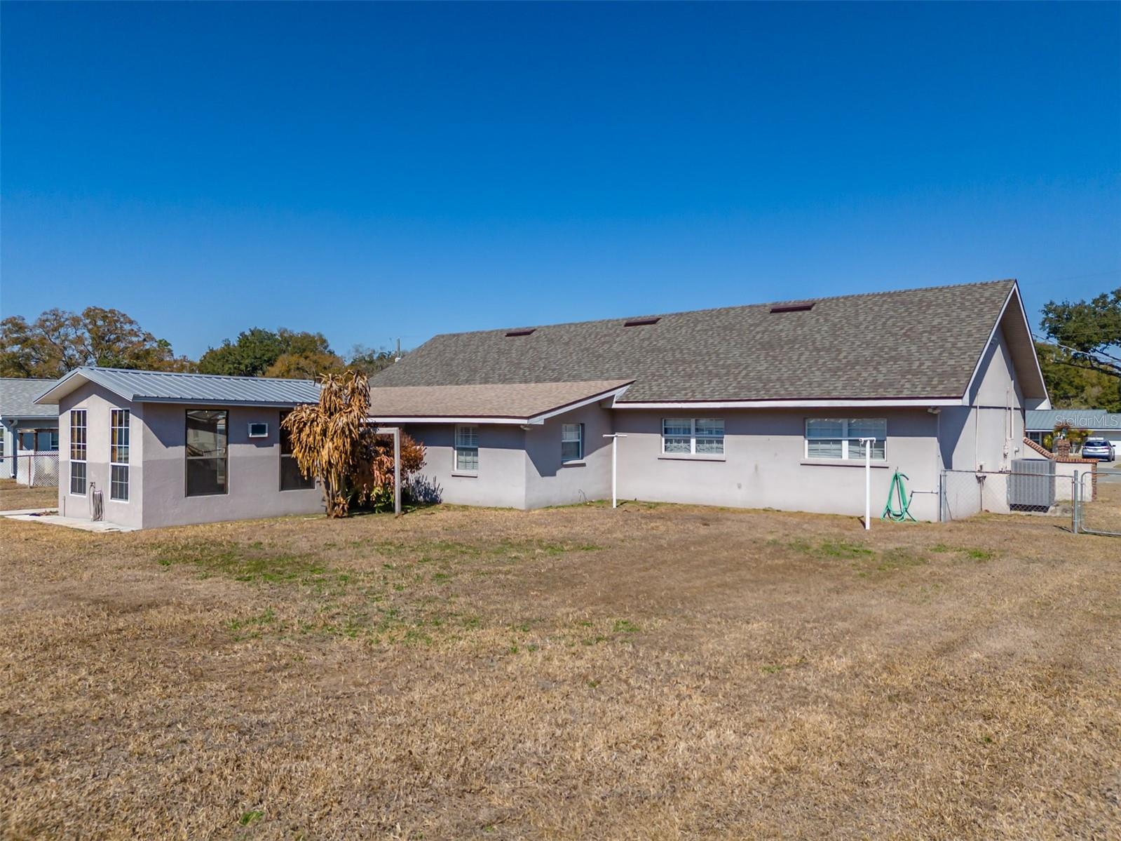 Image 43 of 62 For 1109 Orangewalk Drive