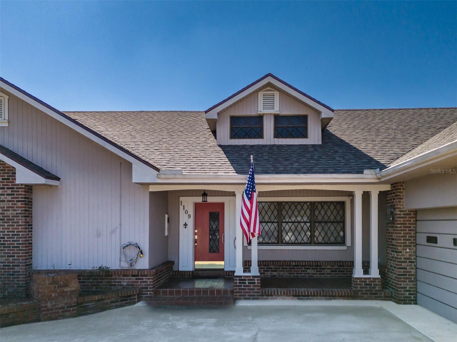 Image 6 of 62 For 1109 Orangewalk Drive