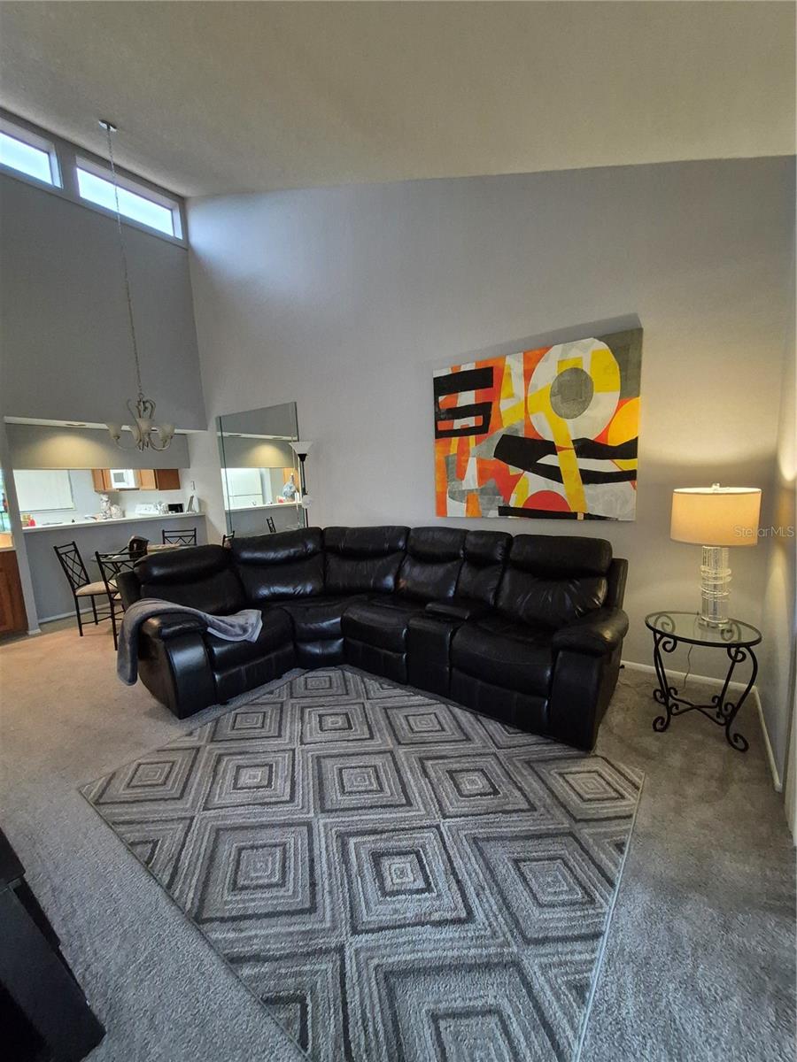 Image 6 of 22 For 270 Woodlake Wynde 270