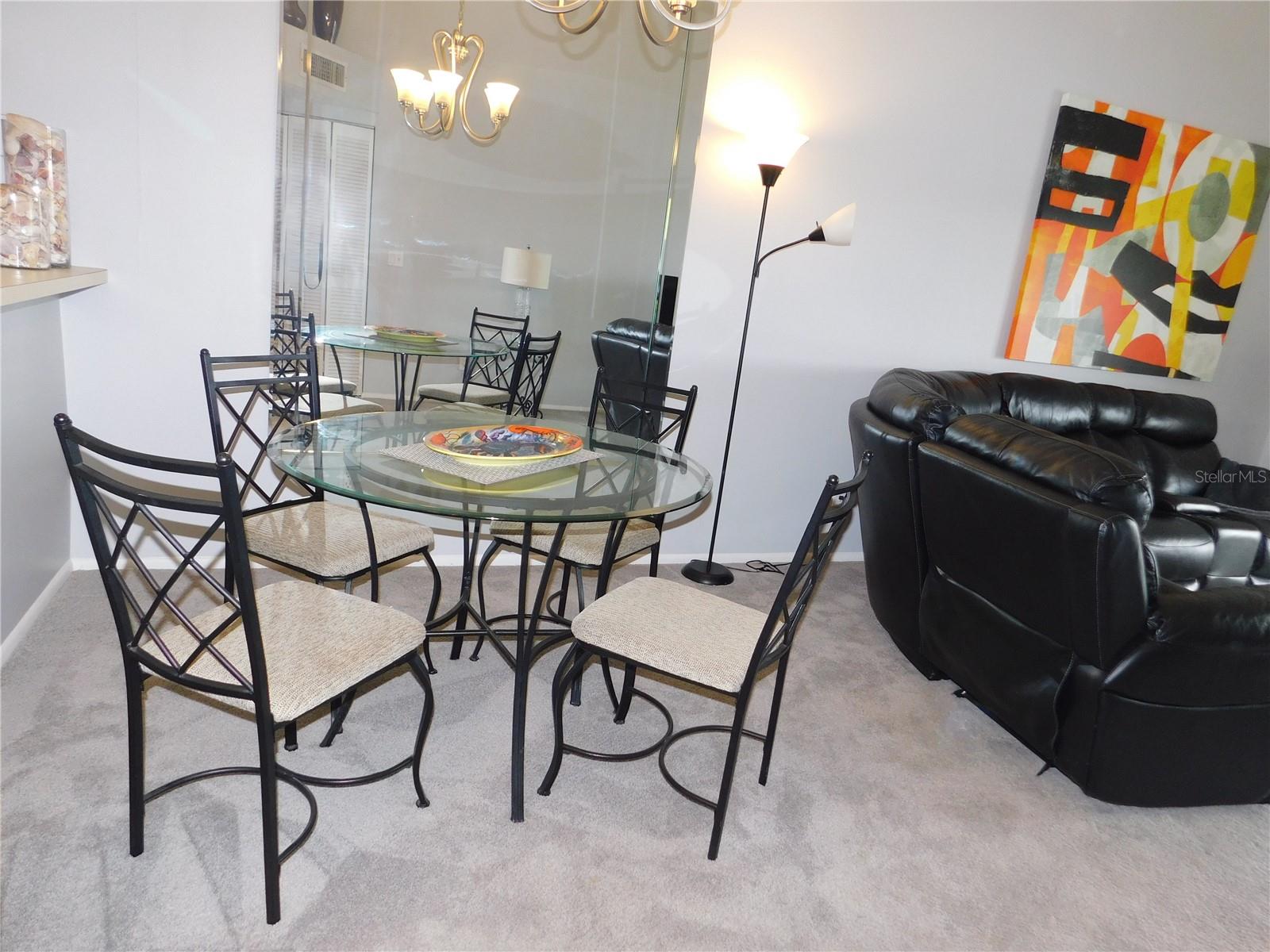 Image 7 of 22 For 270 Woodlake Wynde 270