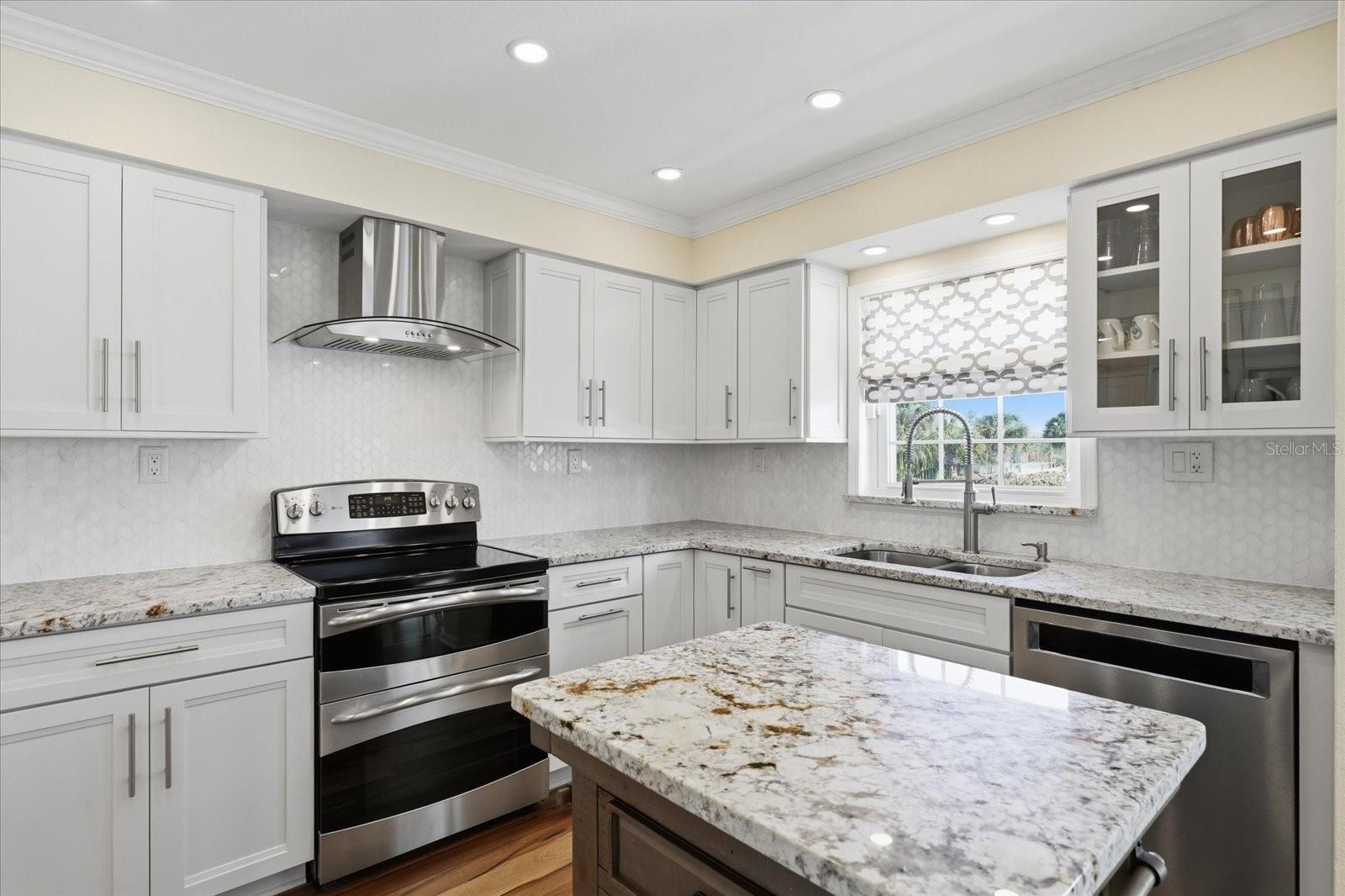 Image 15 of 58 For 9170 Blind Pass Road