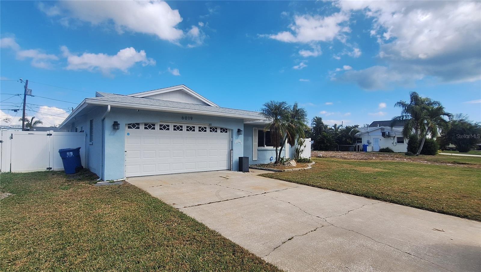 Details for 6019 Venetian Boulevard Ne, ST PETERSBURG, FL 33703