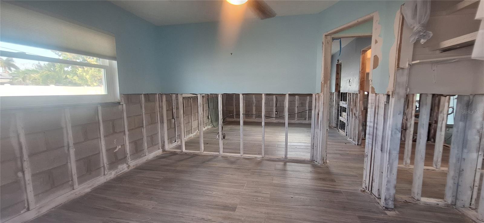 Image 13 of 16 For 6019 Venetian Boulevard Ne