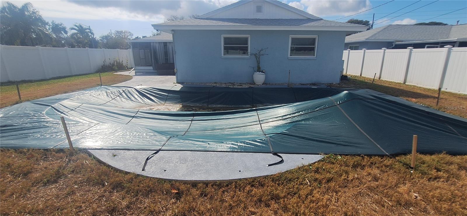 Image 5 of 16 For 6019 Venetian Boulevard Ne