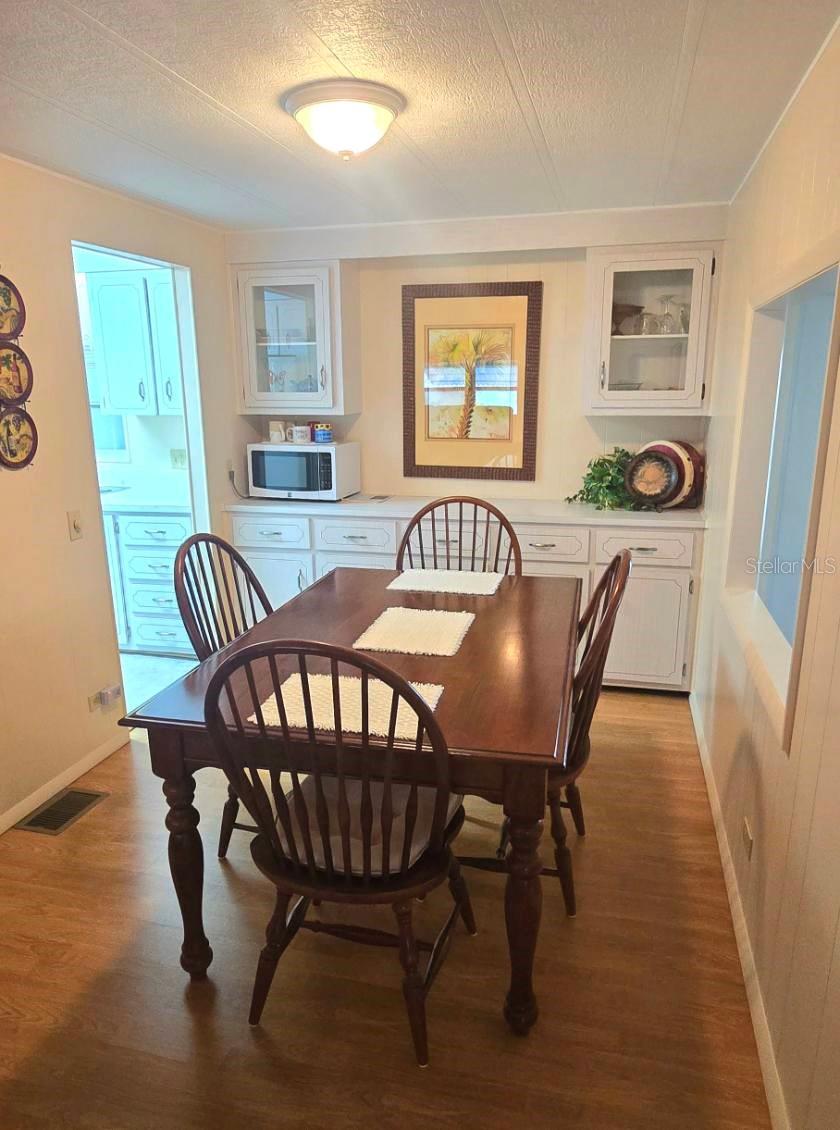 Image 10 of 23 For 40 Concord Lane