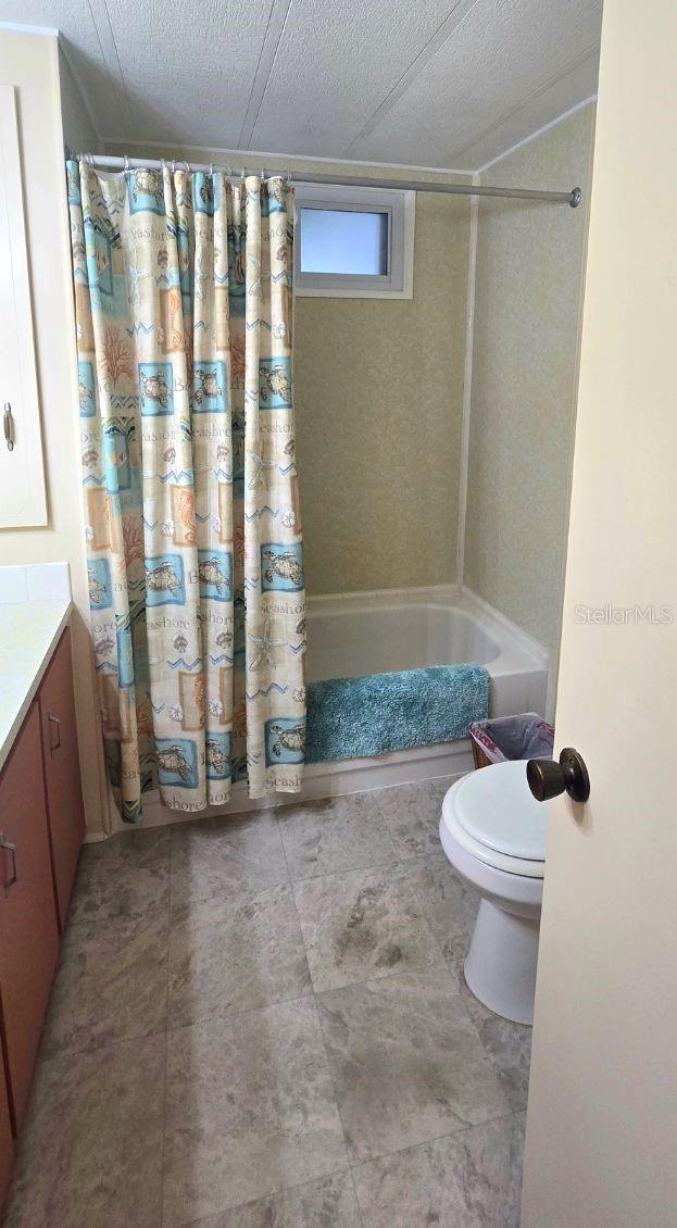 Image 21 of 23 For 40 Concord Lane