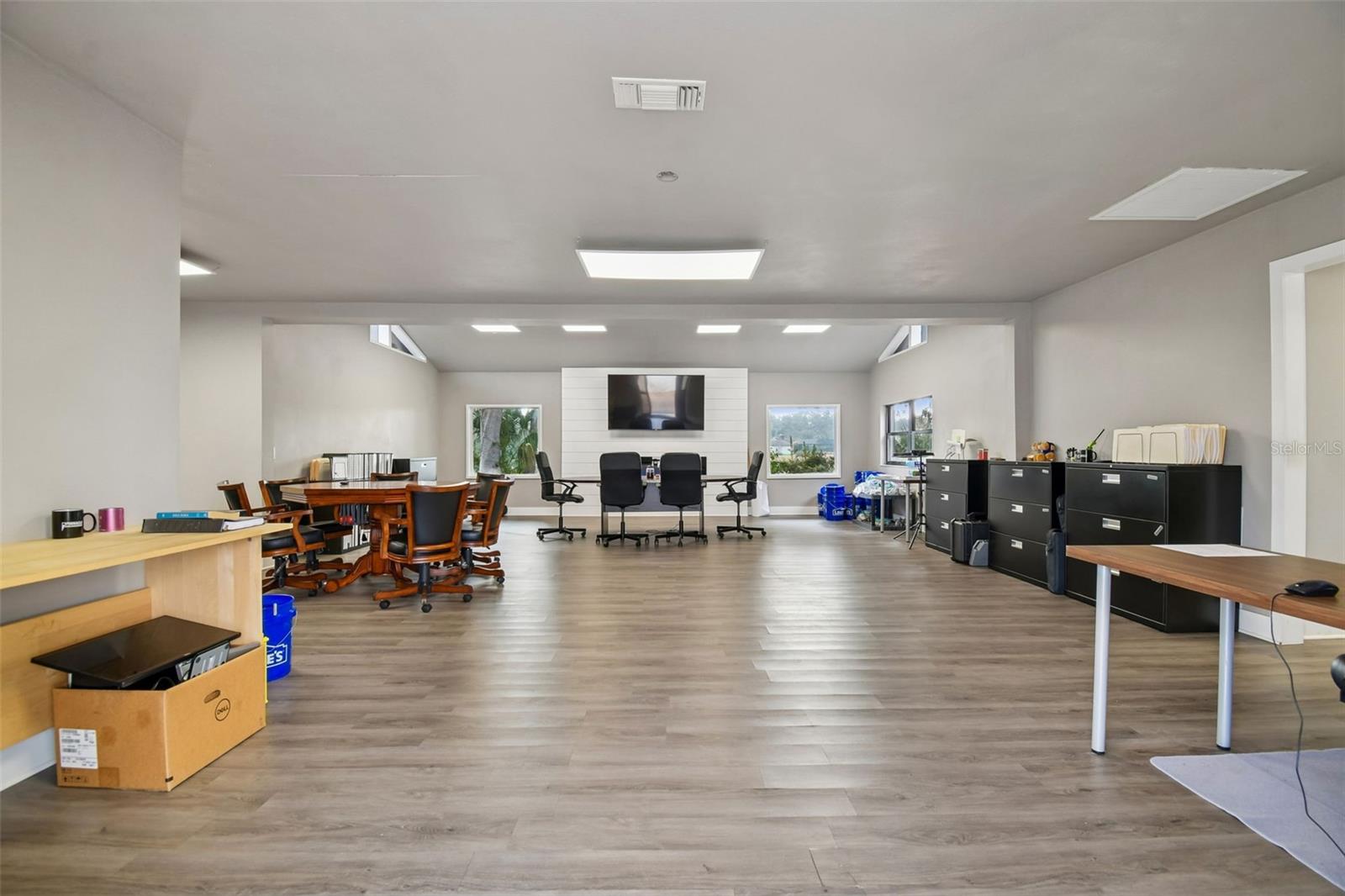 Listing photo id 14 for 10001 Water Works Lane