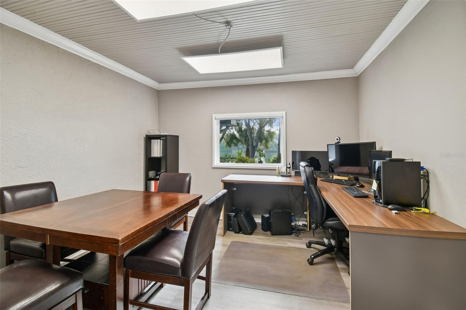 Listing photo id 22 for 10001 Water Works Lane