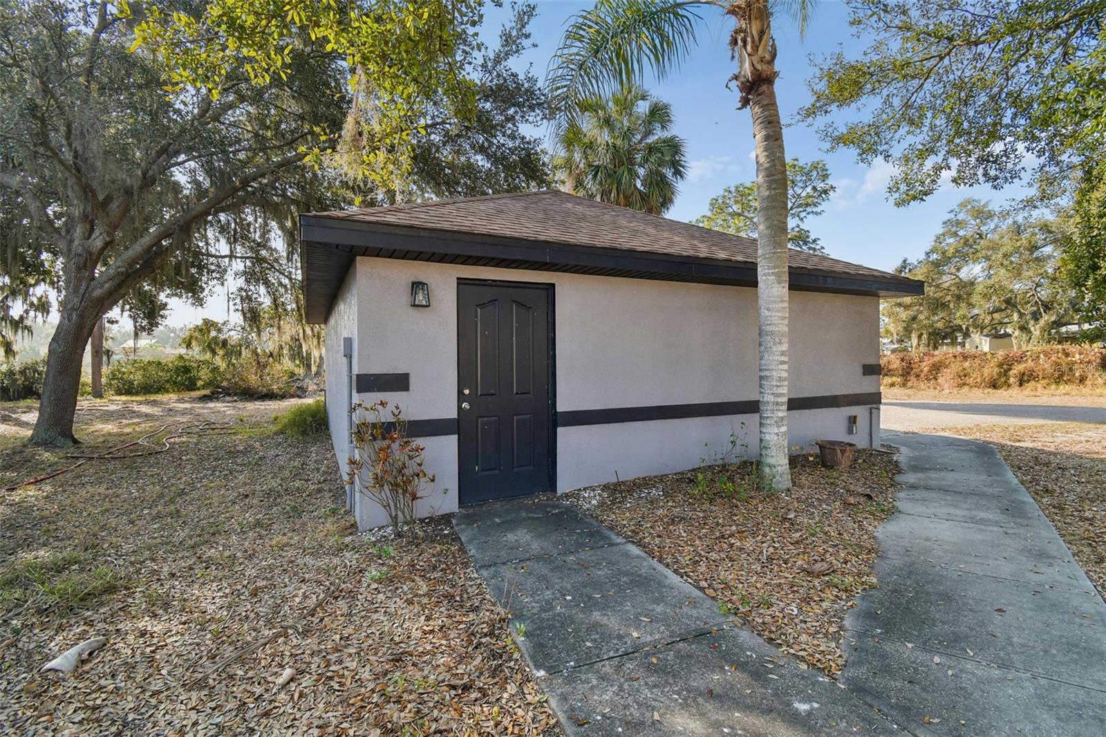 Listing photo id 31 for 10001 Water Works Lane