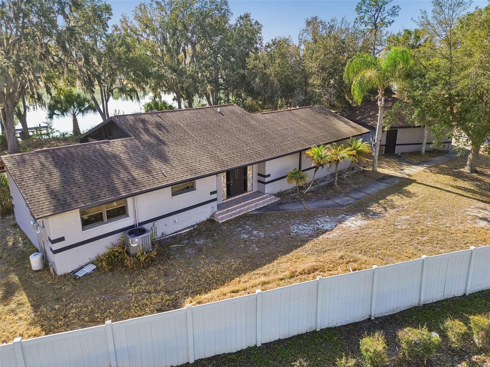 Listing photo id 40 for 10001 Water Works Lane