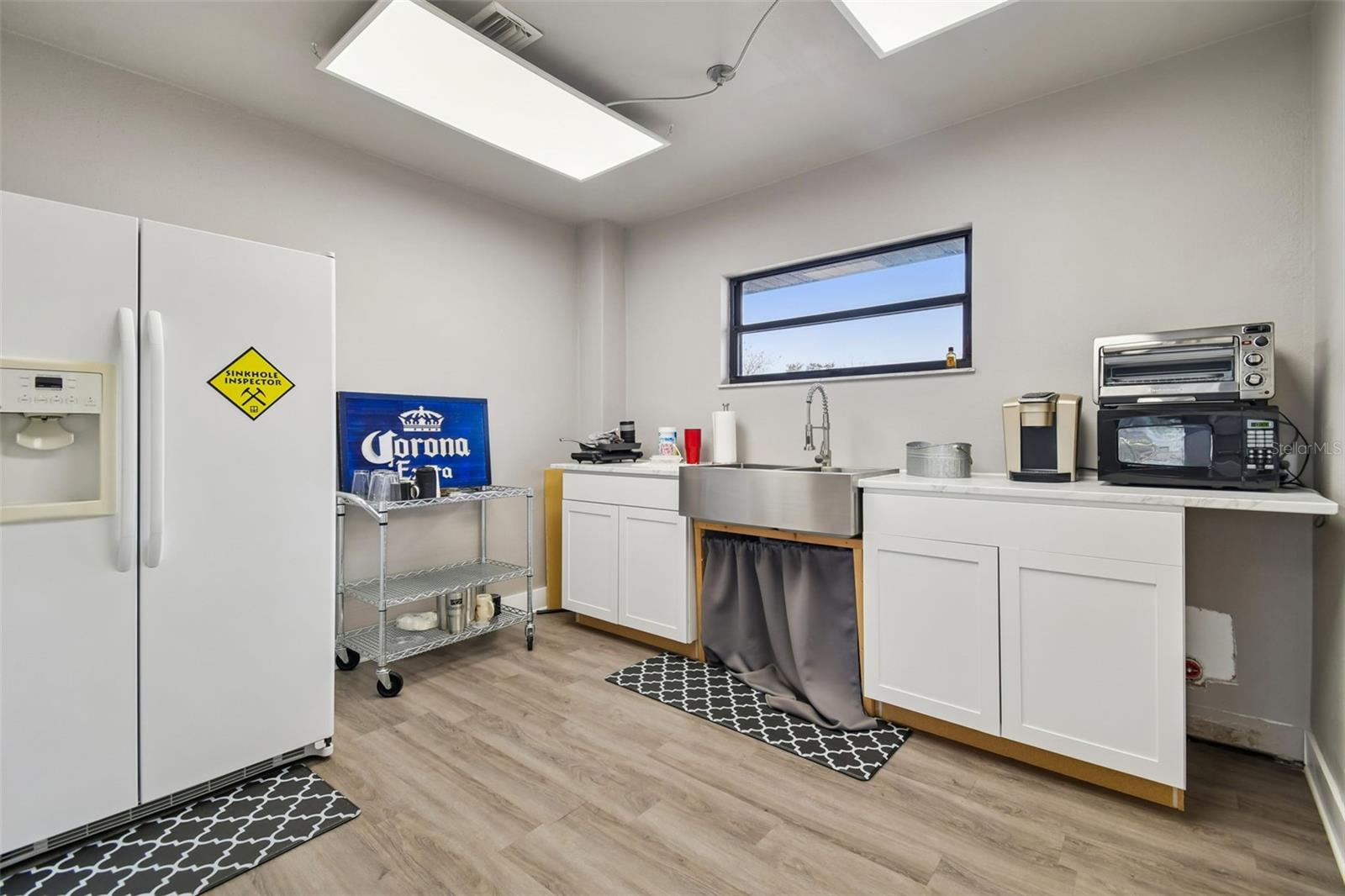 Listing photo id 3 for 10001 Water Works Lane