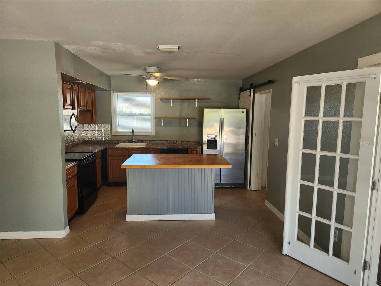 Image 5 of 18 For 665 6th Avenue N