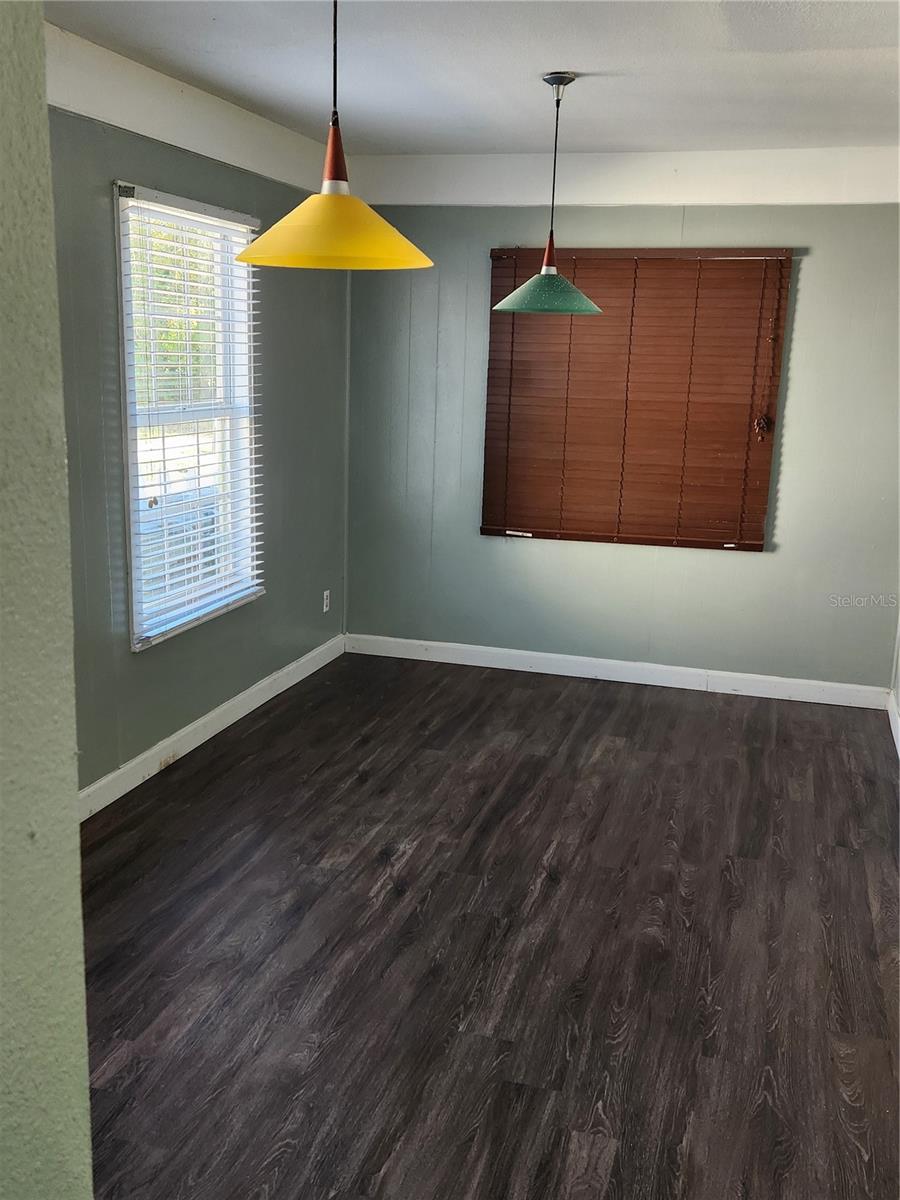 Image 7 of 18 For 665 6th Avenue N