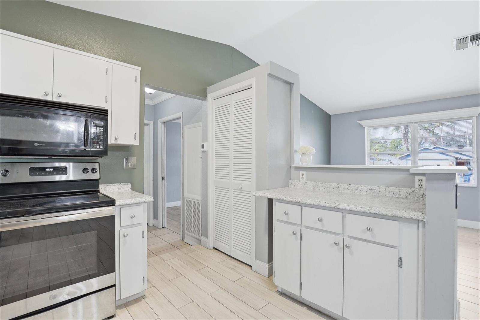 Image 13 of 58 For 5314 Harbinger Road