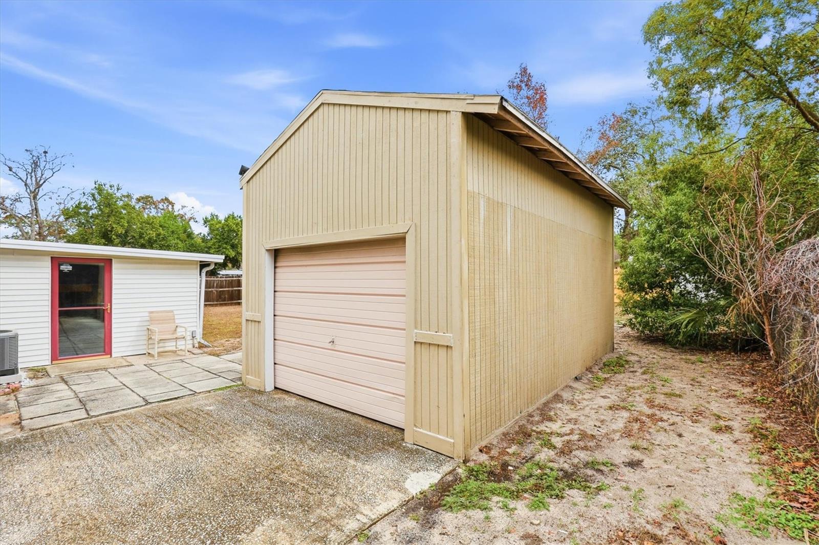 Image 38 of 58 For 5314 Harbinger Road